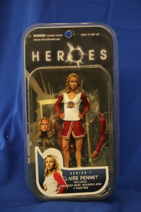 Heroes Series 1 - Claire Bennet by Mezco Toys action figure, Hobbies ...
