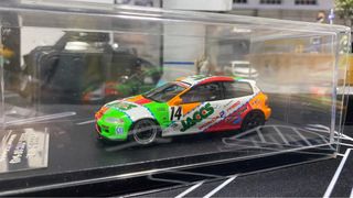 （分類：）位於 。 由 fatball_kenneth 提交（商品編號 1227405313，圖片 1）。簡介： 。