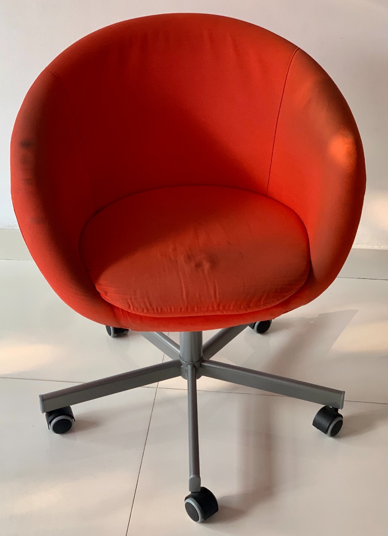 IKEA SKRUVSTA swivel chair (Red), Furniture & Home Living, Furniture