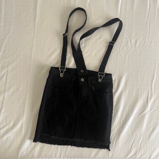 JAGTHUG BLACK SKIRT