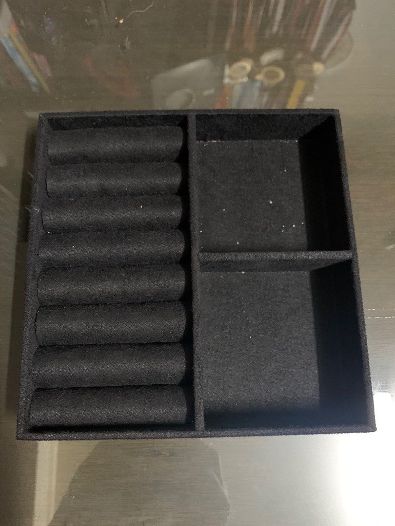 Jewelry Box and Watch Box (Category: Accessory Holder, Box & Organizers) located in Del Monte. Submitted by jojedi (Listing ID 1227250671, Image 2). Description: Jewelry Box Black .