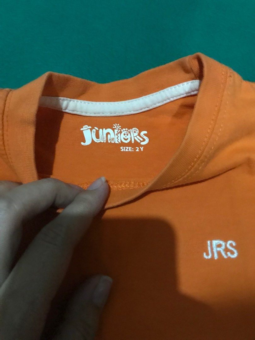 Juniors and H&M shirt (Category: Babies & Kids Fashion) located in Manila. Submitted by momof3munchkins (Listing ID 1227330590, Image 2). Description: Like new used once at mall no issue ate all! Size : 2 can fit to 1yr old up but depends on the body of your child..