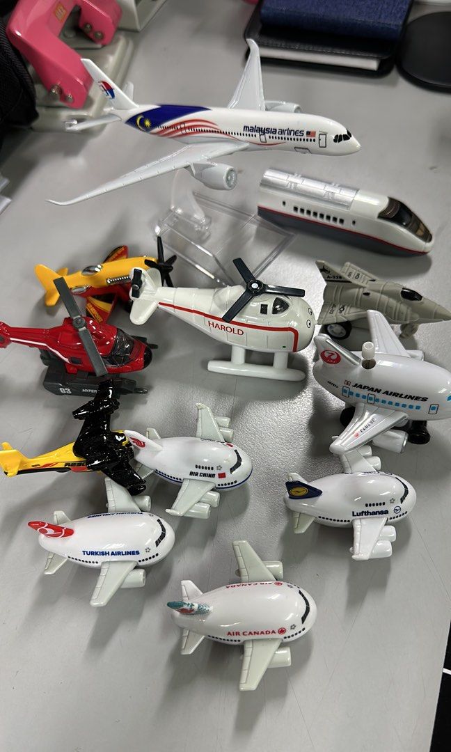 Kapal Terbang Aeroplane Hot Wheels Mattel Hobbies Toys Toys
