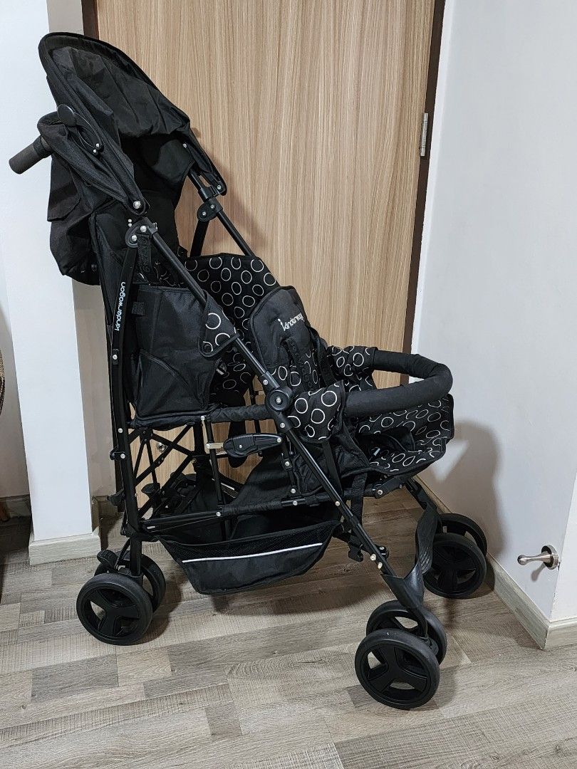 Kinderwagon twin on sale stroller
