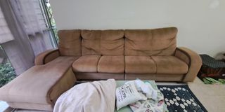 (Category: ) located in . Submitted by rmn123 (Listing ID 1227336533, Image 1). Description: .