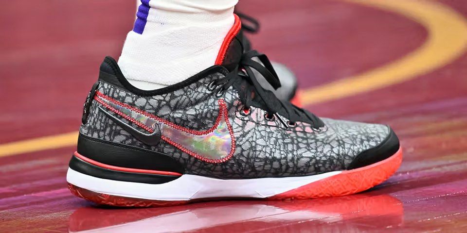 Lebron Nxxt Gen Ep "Faze Clan", Men's Fashion, Footwear, Sneakers on  Carousell
