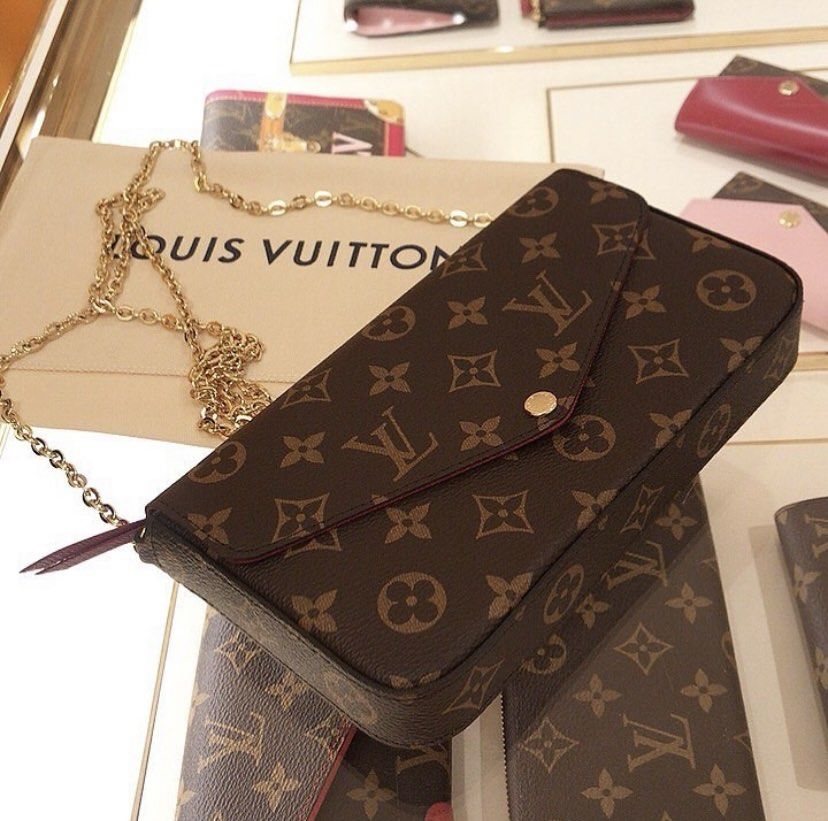 Louis Vuitton Pochette Felicie inserts, Luxury, Bags & Wallets on Carousell