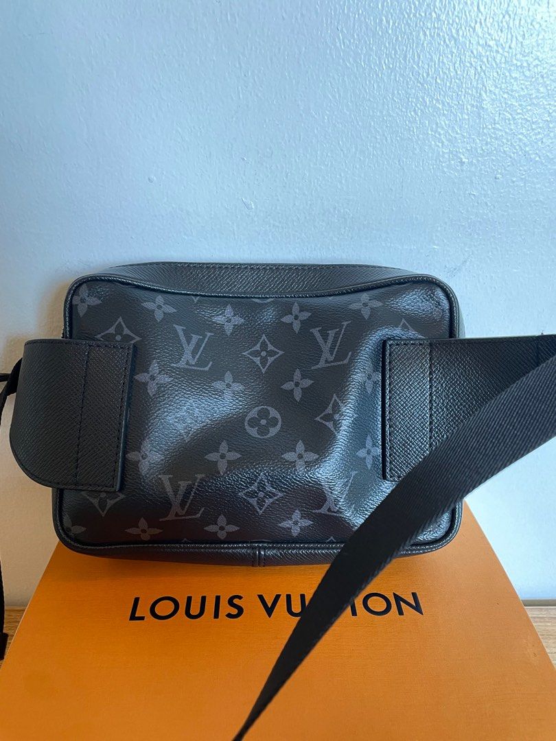 Louis Vuitton Monogram Taigarama Outdoor Bumbag (SHG-34593) – LuxeDH