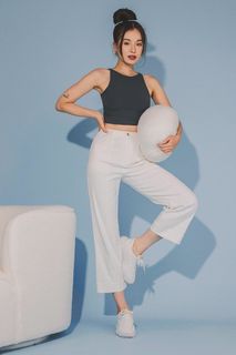 (Category: ) located in . Submitted by avorycloset (Listing ID 1227362179, Image 1). Description: .