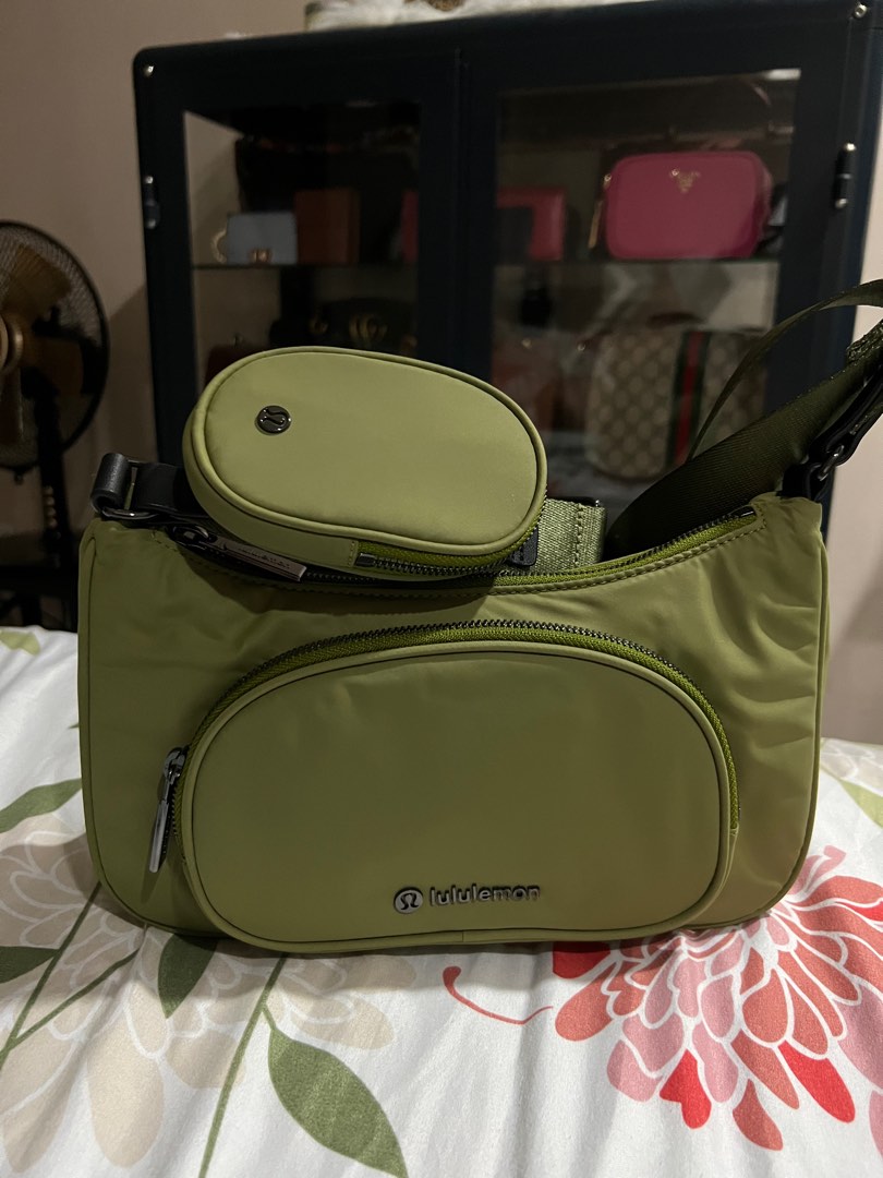 Lululemon Crossbody Bag with Nano Pouch, Women's Fashion, Bags