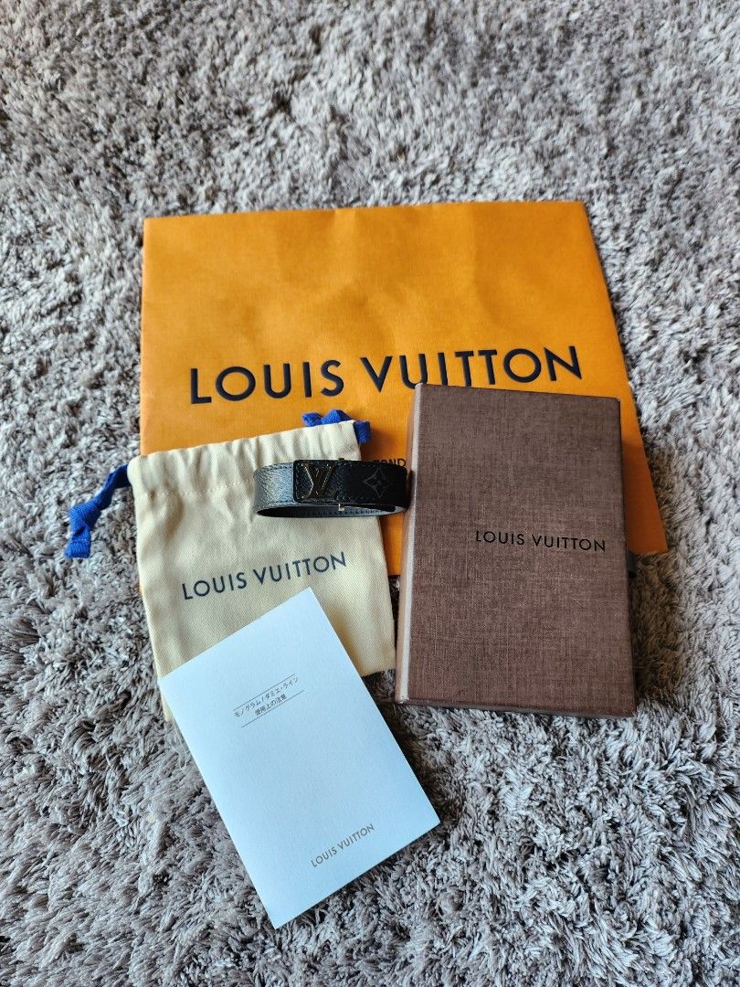 Louis Vuitton Eclipse Monogram Coated Canvas Slim Bracelet Size 21 Louis  Vuitton