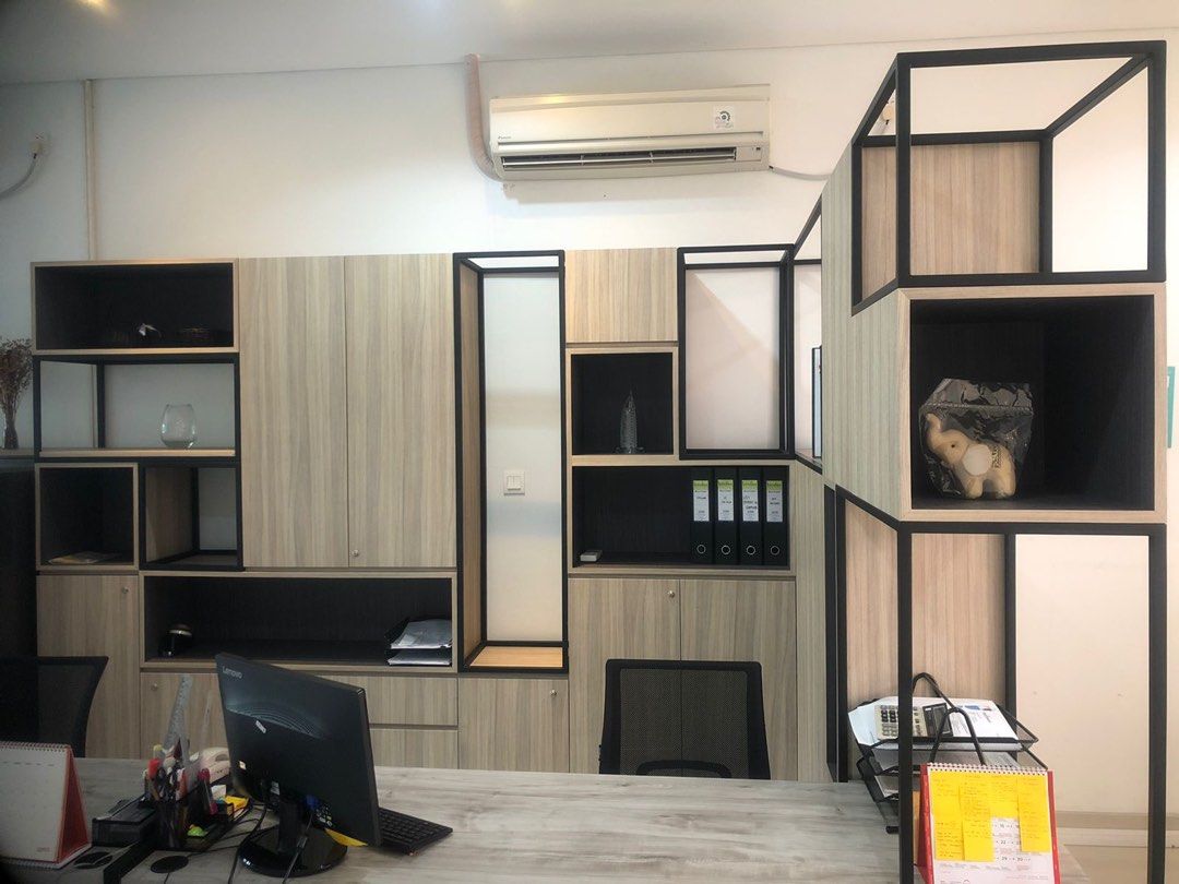 MEJA KANTOR STAFF, kursi staff, lemari samping staff, lemari belakang