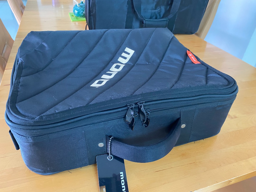 MONO Pedalboard Bag MB80PB2, Hobbies & Toys, Music & Media, Music