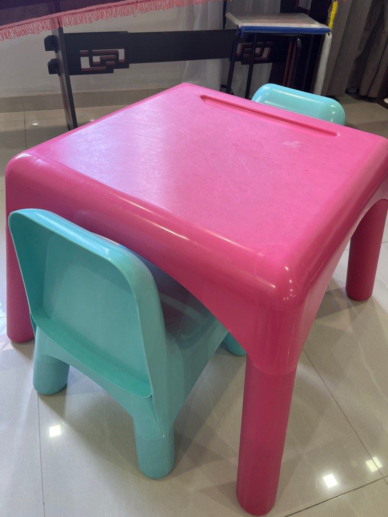 Mothercare childrens top table and chairs
