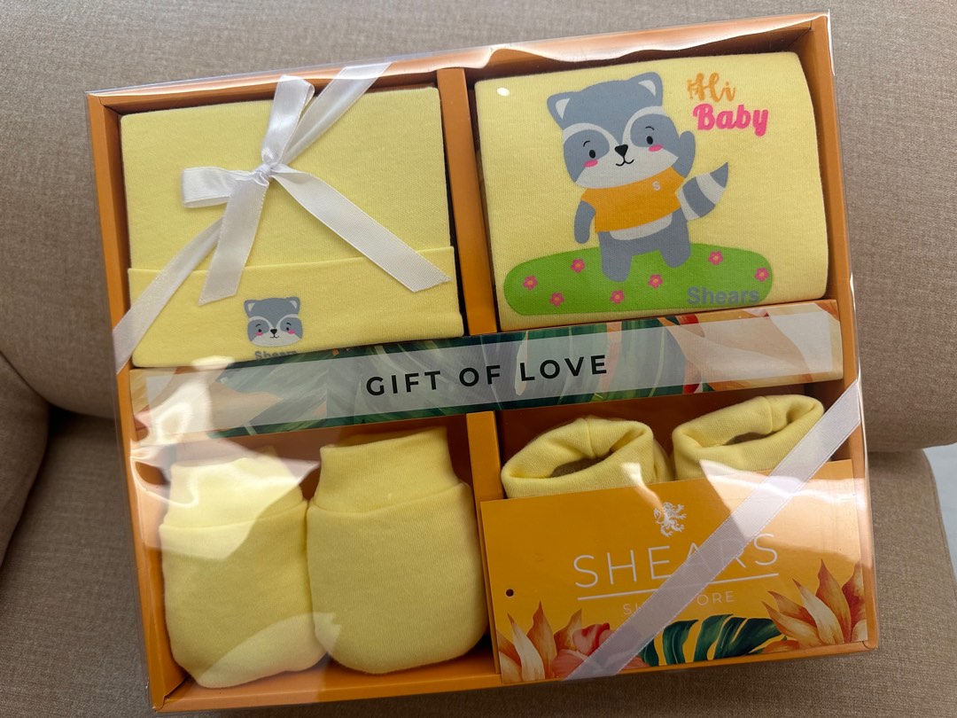 Brand New Newborn Baby Gift Set, Babies & Kids, Babies & Kids Fashion