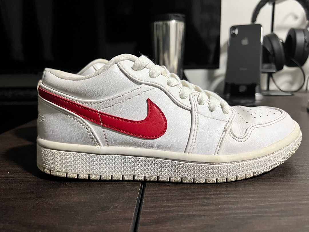 Nike air jordans 1 low top