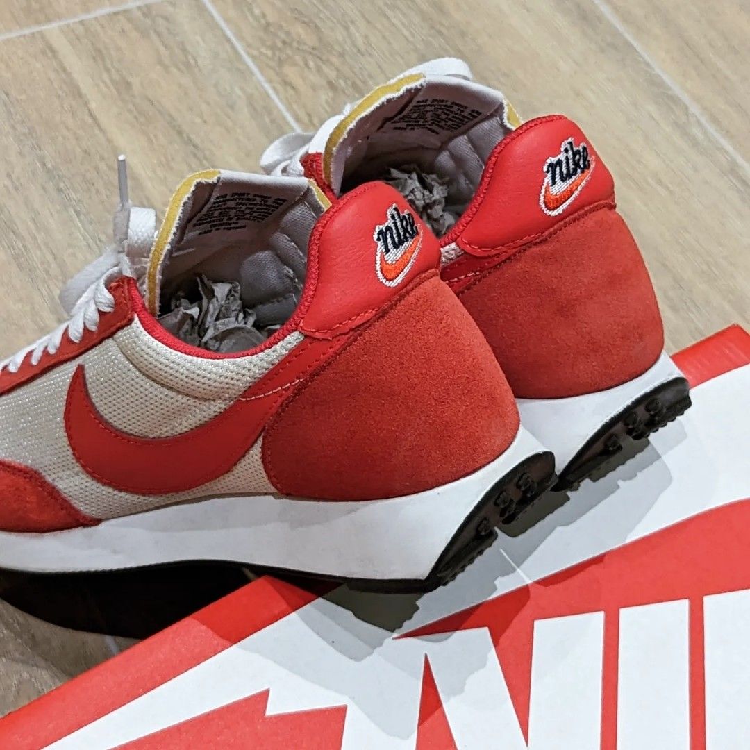 Nike tailwind discount 79 gym red