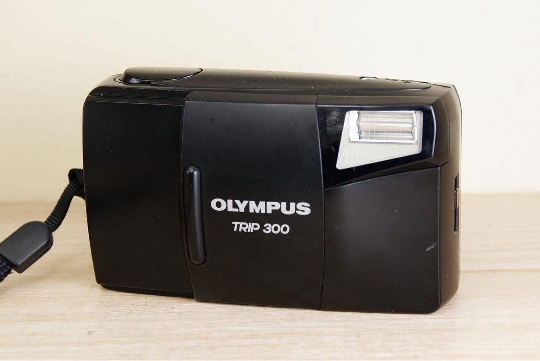Olympus Trip 300 Film Camera, Photography, Cameras on Carousell