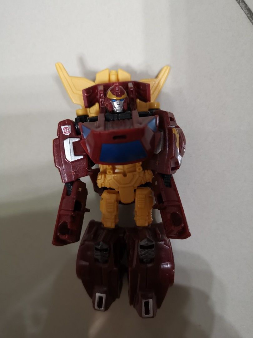 Transformers Generations – Combiner Wars – Legends Class – Warpath