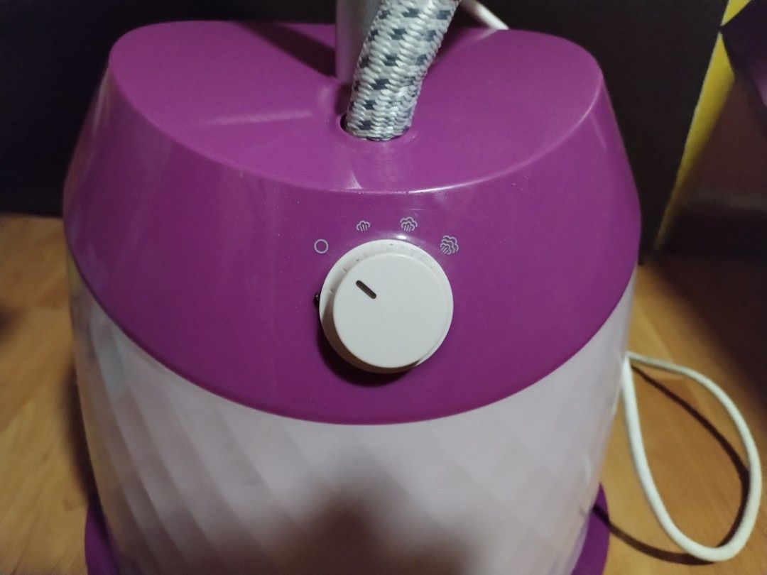 Phillips Steam Iron, TV & Home Appliances, Irons & Steamers on Carousell