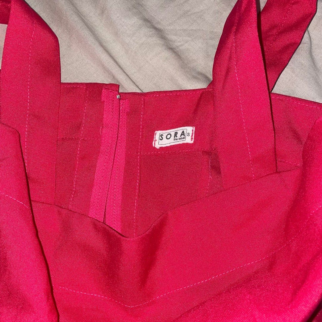 Pink Jumpsuit (Category: Jumpsuits) located in Makati City. Submitted by bilzer (Listing ID 1227334026, Image 3). Description: Pink Jumpsuit Wore in Harry Styles concert Thick material Opaque color Can fit XS-S.