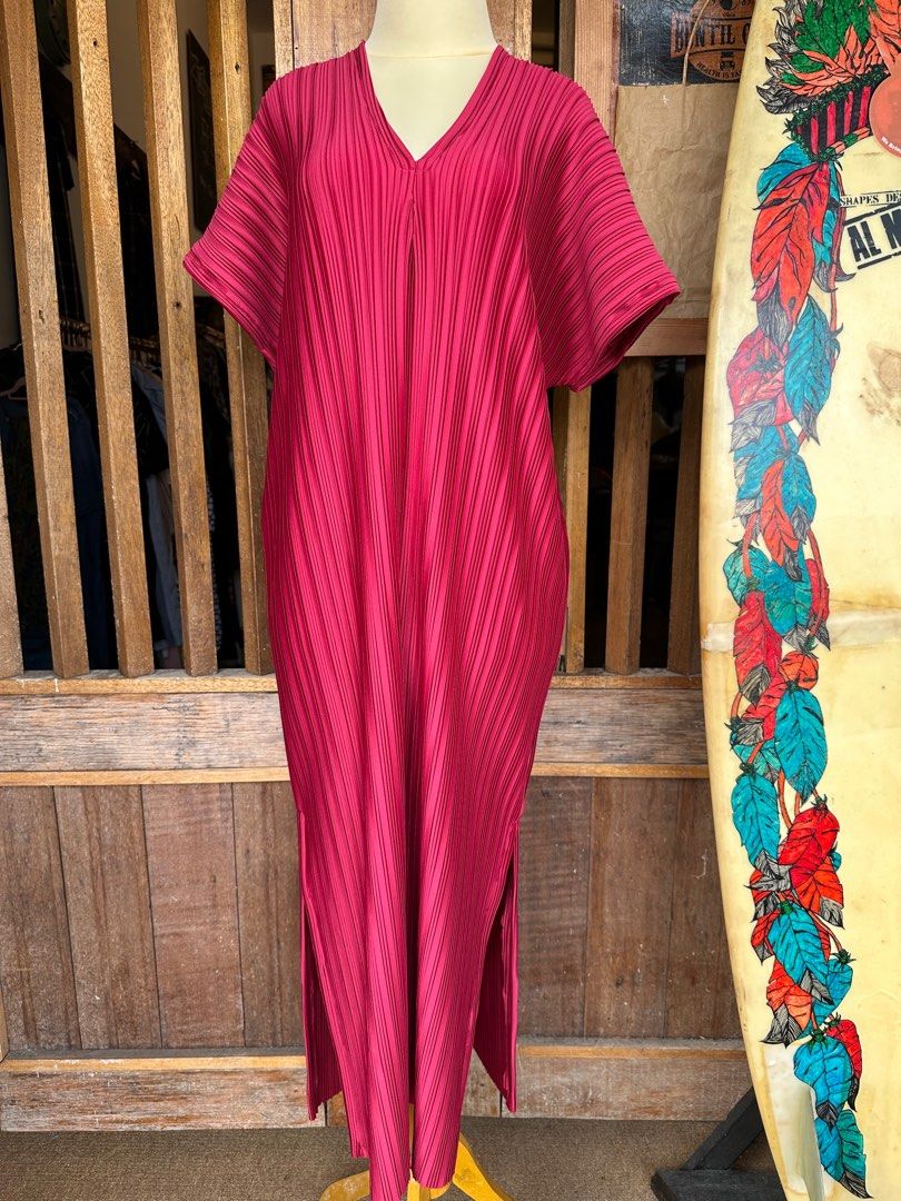Pleated kaftan sales