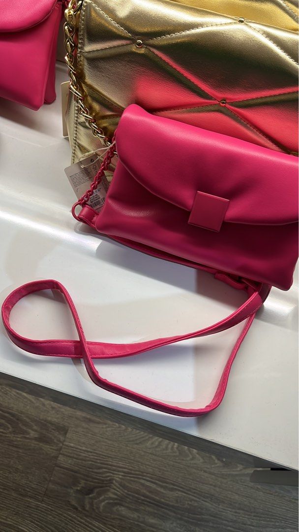 Primark shop pink bag