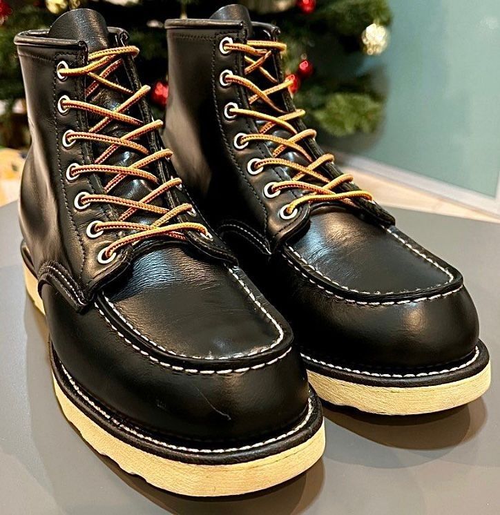 Red wing boots on sale 68
