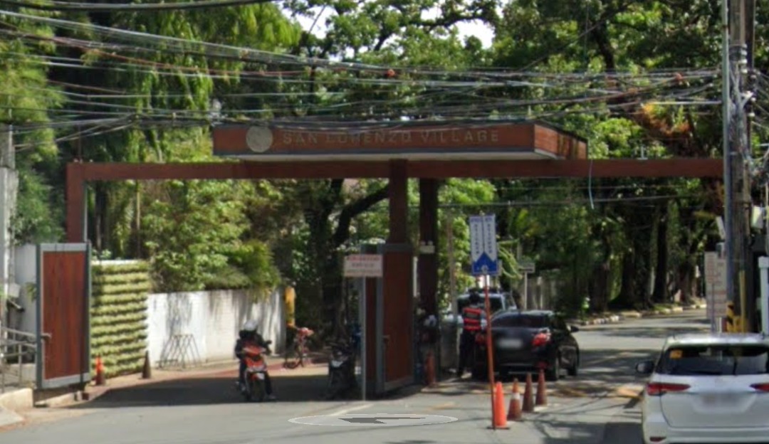 SAN LORENZO VILLAGE MAKATI Corner House and Lot for Sale near Bel Air