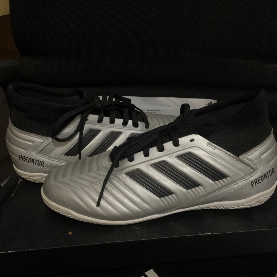 Sepatu futsal adidas silver Clearance