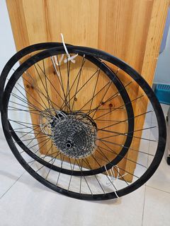 （分類：）位於 。 由 danielsin116 提交（商品編號 1227366780，圖片 1）。簡介： 。