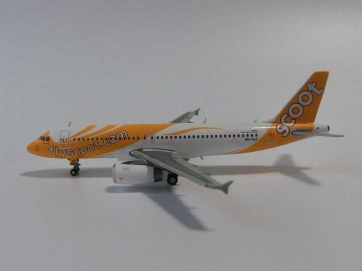 Singapore Scoot Airline Airbus A320-200 Model (1:400)