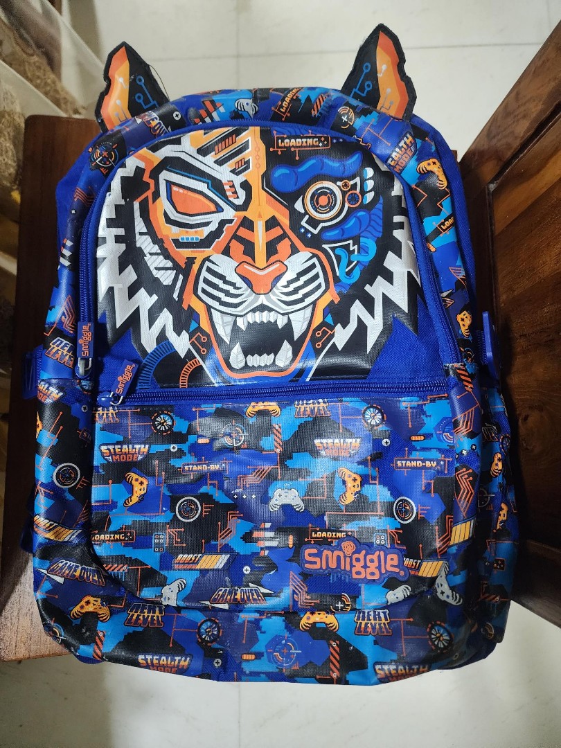 Smiggle Backpack, Everything Else on Carousell