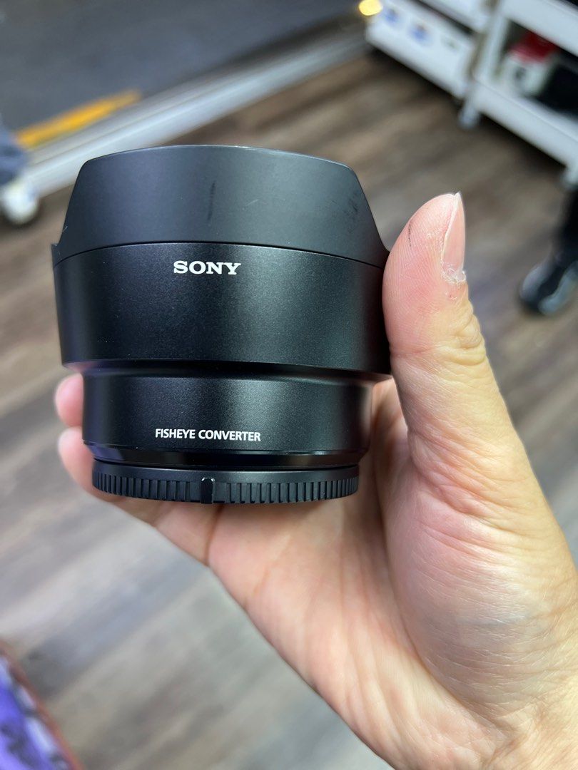 Sony 0.57 SEL057FEC 28mm f2 專用魚眼, 攝影器材, 鏡頭及裝備- Carousell