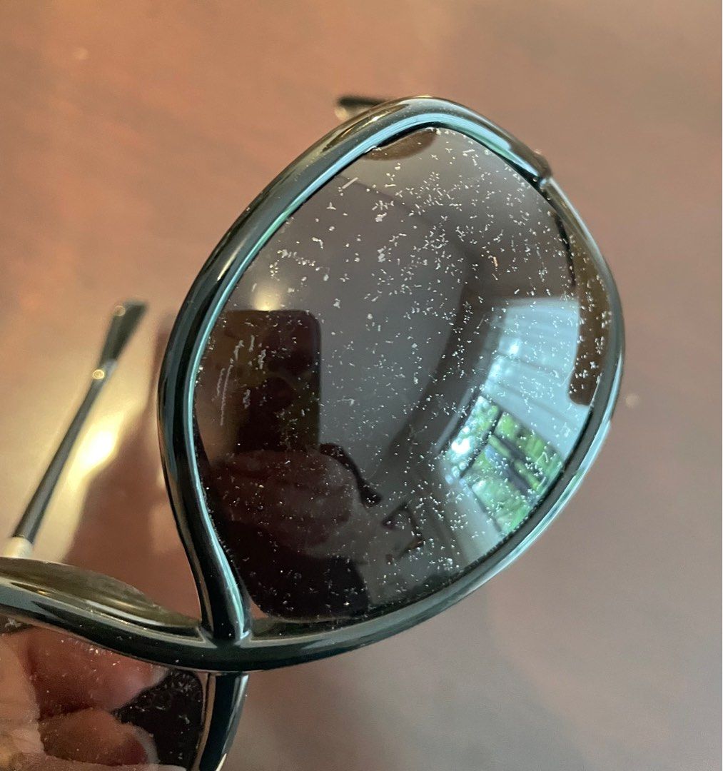 TOM FORD Iconic sunglasses Women s Fashion Watches Accessories