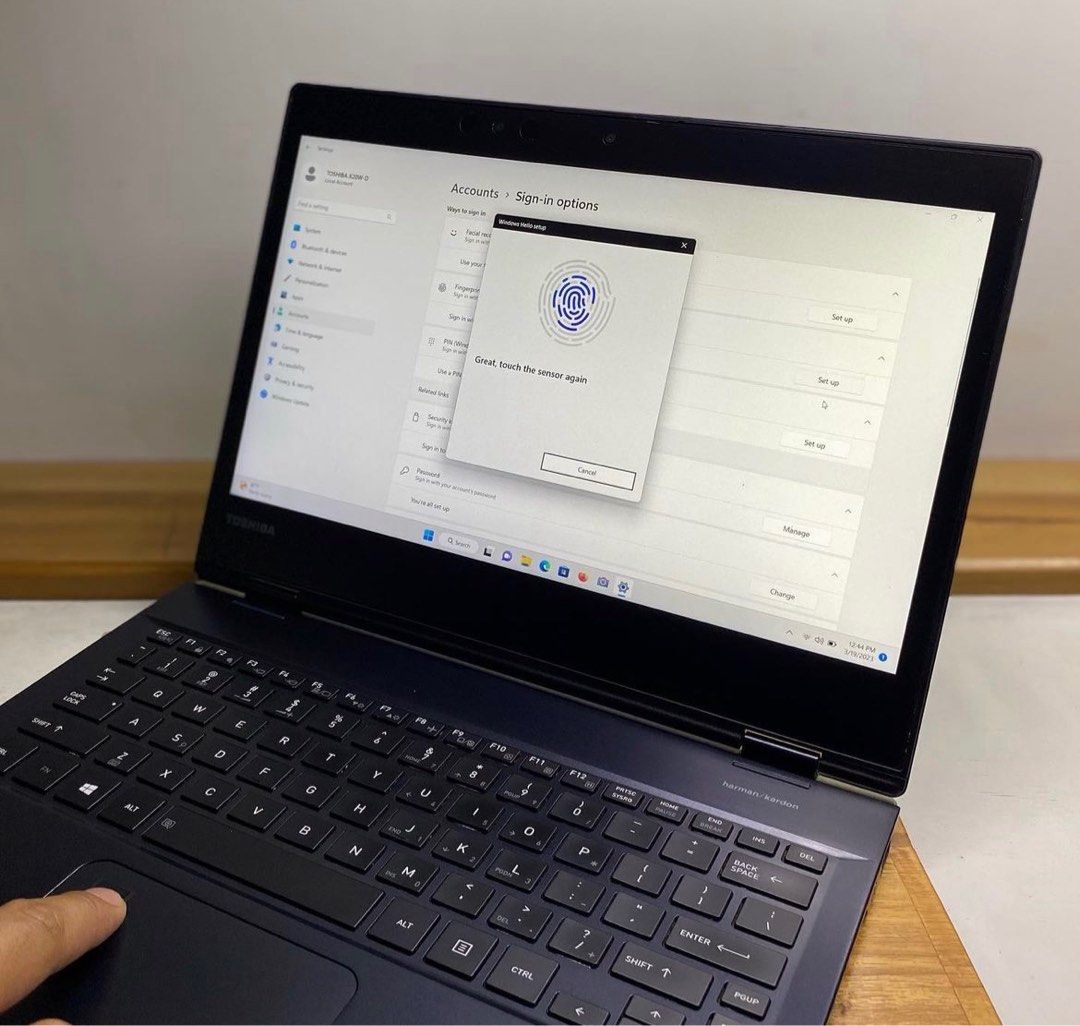 Toshiba (touchscreen laptop ) i5, Computers & Tech, Laptops & Notebooks