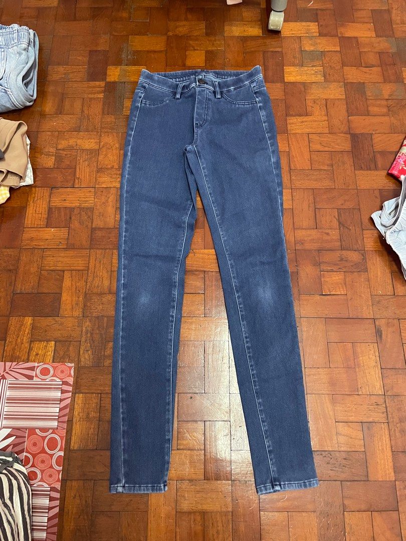 Uniqlo, Women's Fashion, Bottoms, Jeans & Leggings on Carousell