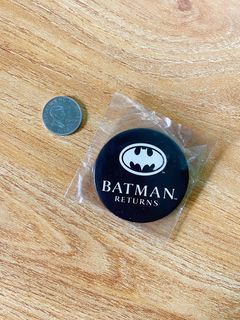 (Vintage) Batman Returns - Michael Keaton - Movie Promo Badge Pin (Sealed)