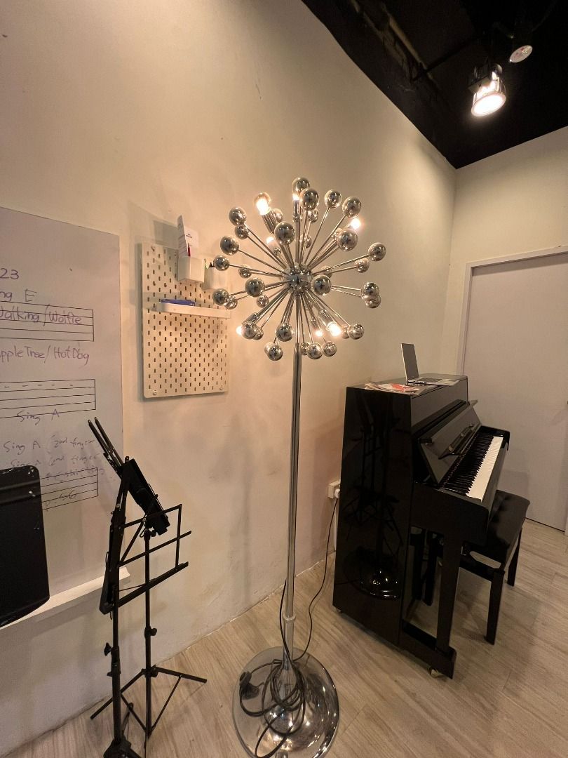 Sputnik floor store lamp