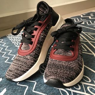 Woman Shoes Sport Leisure