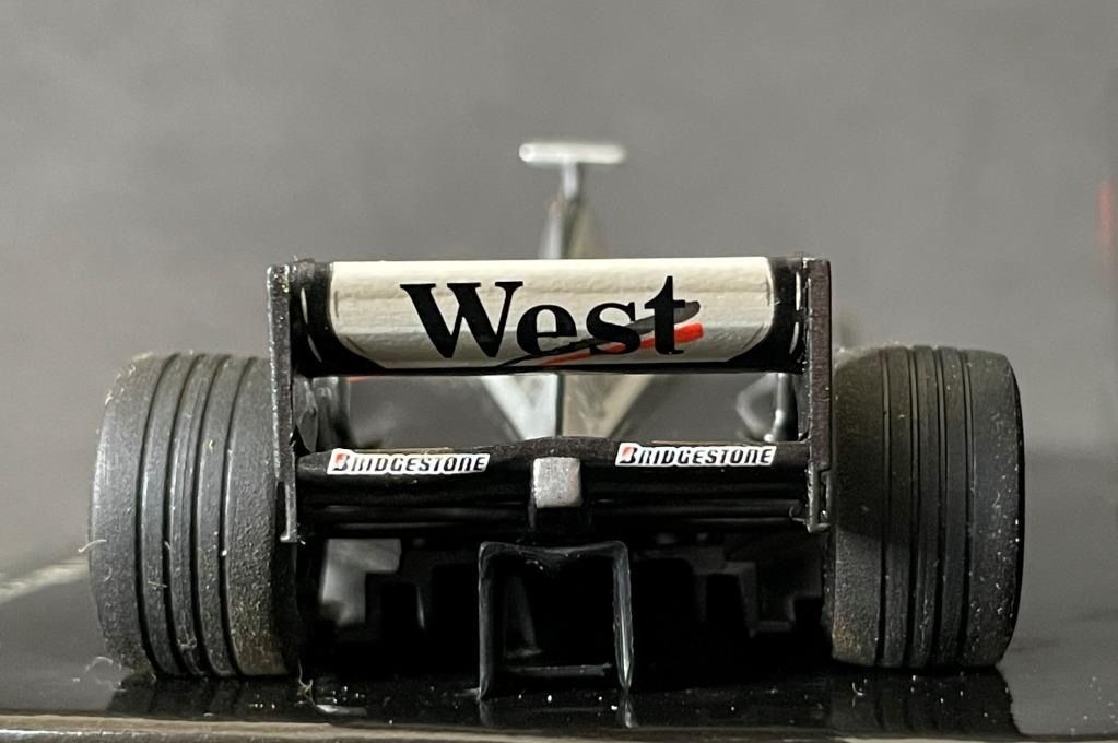 1/43 Minichamps Team Edition F1 West McLaren Mercedes - MP4-13