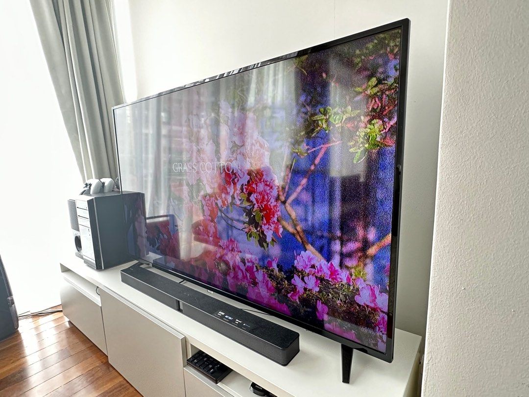 58 inch TV Phillips 4K UHD LED Smart TV, TV & Home Appliances, TV