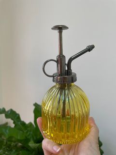 二手 噴水瓶