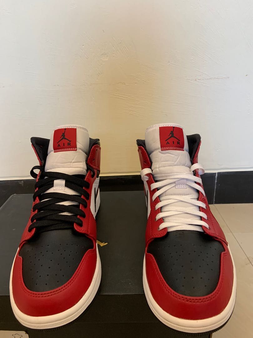 air jordan chicago black toe