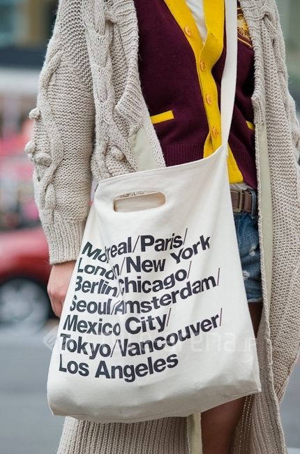 Cities print shop denim oversized tote