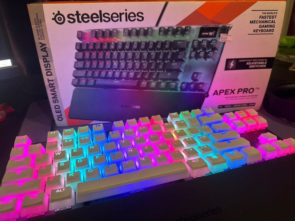 Apex Pro TKL with PrismCaps, Computers & Tech, Parts & Accessories