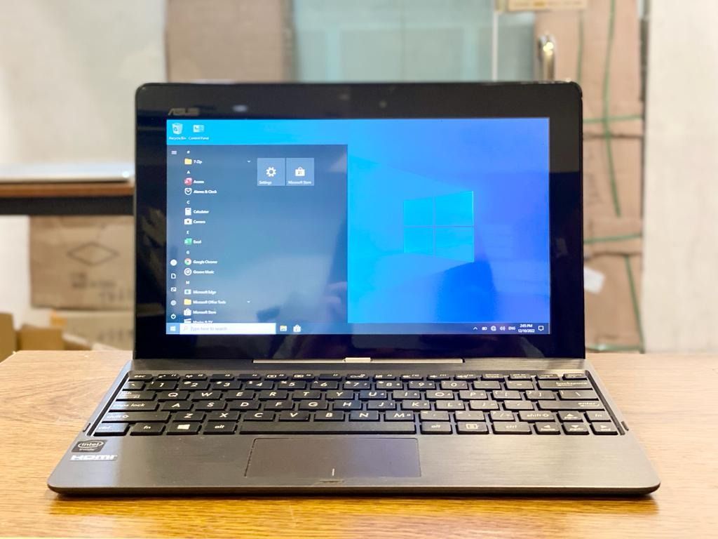 Asus 2 in 1 Laptop + Tablet SSD Drive Fast Boot Up Slim Design