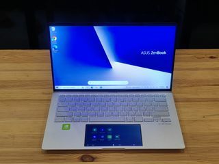 ASUS Zenbook UX434 Core i7-10th Gen 16GB RAM 512GB SSD 2GB MX250 ScreenPad2.0 Laptop
