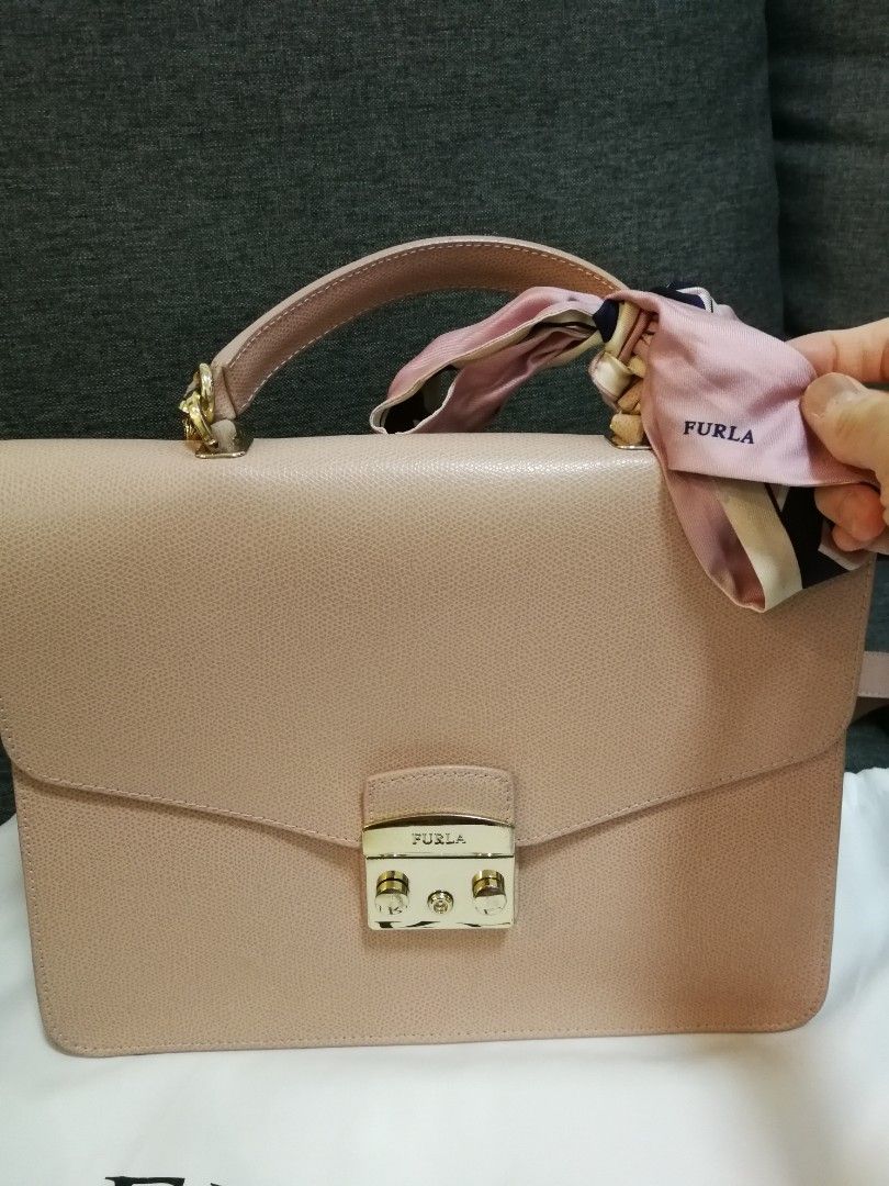 Furla metropolis medium on sale top handle bag