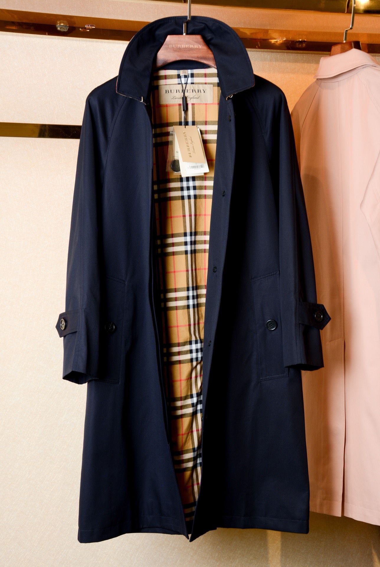 Authentic Burberry Black Camden Fit Lightweight Trench Coat